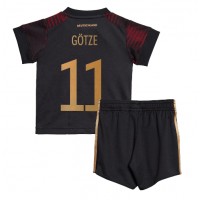 Camiseta Alemania Mario Gotze #11 Segunda Equipación Replica Mundial 2022 para niños mangas cortas (+ Pantalones cortos)